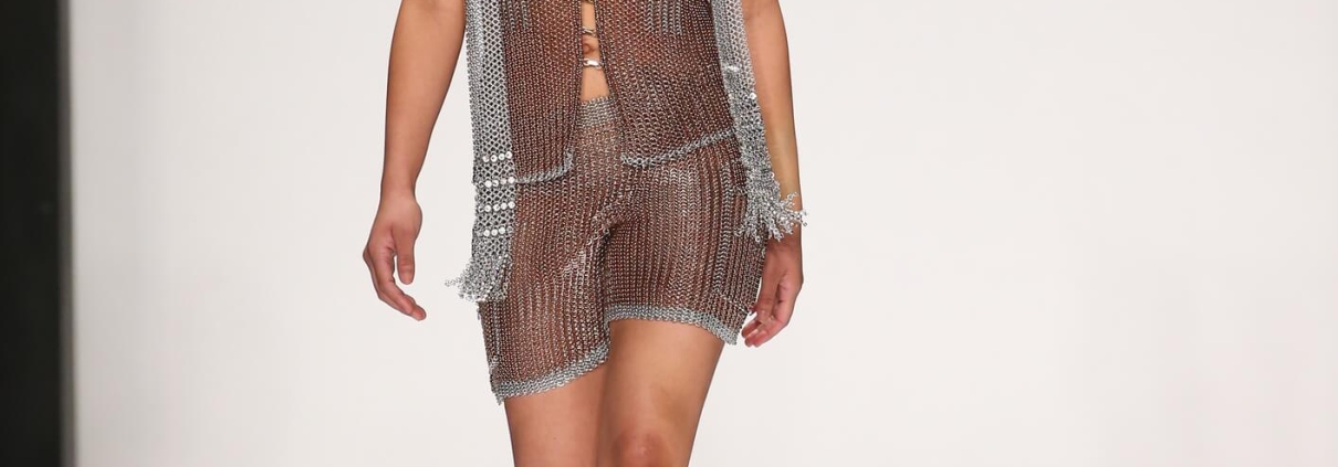 The Best Accessories to Wear with a Chainmail Dress